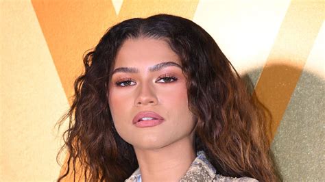 sexy zendaya|Zendaya Celebrated Her 27th Birthday In Tiny Bejeweled Bra and。